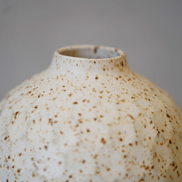 Carved Bud Vase, 12/25 - Speckle - 1