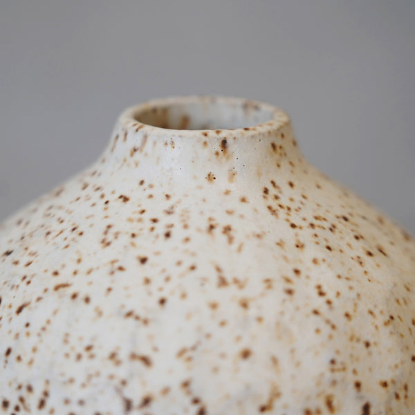 Carved Bud Vase, 12/25 - Speckle - 2